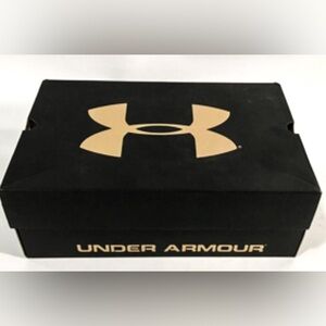 Under Armour Men Black Cleats